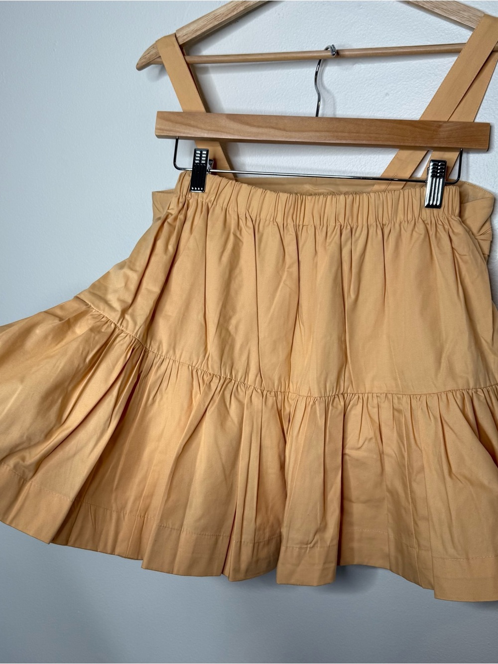 Abercrombie 2 Piece Cropped Tank & Mini Skirt Set in Orange - Picture 2 of 9